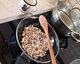 Gluténmentes, növényi tejes császármorzsa, pirított mandulával recept fázis 3 fotója