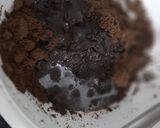 A picture of step 2 of Oreo sandwich cake.