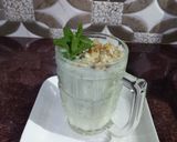 A picture of step 3 of Musk melon shake.