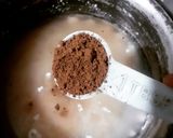 A picture of step 5 of Easy Peasy Low budget Brownies.