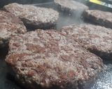Foto del paso 3 de la receta: Súper hamburguesas caseras para disfrutar con amigos