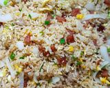 รูปขั้นตอนการทำที่ 5 ของ ข้าวผัดกุนเชียง อร่อยแบบทานที่ร้าน