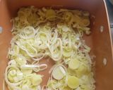 Foto del paso 1 de la receta: Crema de brócoli sin lácteos con crutones caseros