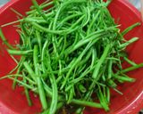 Hình bước làm 1 của món Nộm rau muống chay