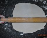 A picture of step 7 of Stuffed Flat Naan Bread (Kelane/Bolani)نان کلانه.