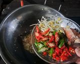 Foto langkah ke 6 dari resep Tumis Tahu Tempe simple.