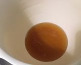 Une image de l'étape 2 de Flan aux abricots et myrtilles.