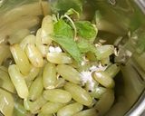 ग्रीन ग्रेप मिंट कूलर(Green Grape Mint Cooler Recipe In Marathi) रेसिपी स्टेप 2 फोटो 