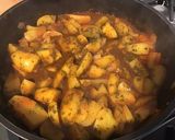 Une image de l'étape 10 de Pommes de terre à la tomate, coriandre et épices.