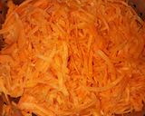 A picture of step 1 of Gazar Halwa.