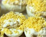 Foto del paso 1 de la receta: Huevos 🥚 rellenos (huevos mimosa)