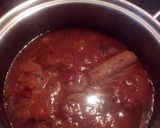Foto del paso 2 de la receta: Tuco (salsa)con solomillo para los ravioles de ricota