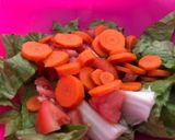 Foto del paso 3 de la receta: Ensalada de pollo