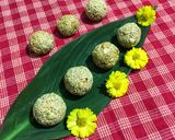 A picture of step 5 of Til / Sesame Ladoo.