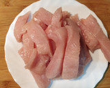 Foto del paso 2 de la receta: Pollo al mojo picón con judías verdes
