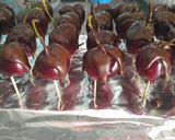 Foto del paso 3 de la receta: Cerezas bañadas en chocolate