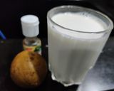 A picture of step 1 of Thick Chikoo milkshake.