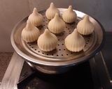 A picture of step 9 of Ukadiche Modak.