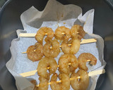 Foto del paso 2 de la receta: Brochetas de langostinos con salsa teriyaki en freidora de aire