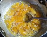 A picture of step 3 of Orange Halwa.