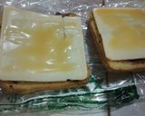 Foto langkah ke 3 dari resep Sandwich Keju misis.