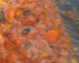 A picture of step 6 of Onion Pakoda Gravy.