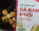Hình bước làm 2 của món Đậu rang muối, lá lốt