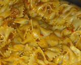 Foto langkah ke 7 dari resep Pasta Farfalle.