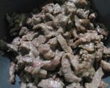 Foto langkah ke 5 dari resep 炒牛肉絲 Tumis Daging Sapi.