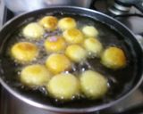 A picture of step 3 of Gulab jamon.
