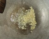 Foto langkah ke 5 dari resep Nasi Goreng Rendang Ayam Kampung.
