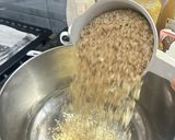 Foto del paso 1 de la receta: Galletitas de avena, naranja y miel