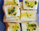Foto langkah ke 3 dari resep Garlic bread mpasi 1y+.