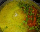 Foto del paso 2 de la receta: Arroz con camarones y palmitos de cangrejo, acompañado de patacón pisado y ensalada