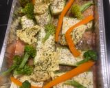 Foto del paso 3 de la receta: Salmón al horno con vegetales