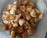 A picture of step 3 of Chicken manchurian with fried rice.