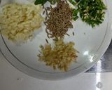 A picture of step 1 of Cauliflower potato masala.
