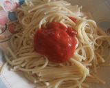 A picture of step 4 of Spaghetti with tomato sauce and cheddar cheese 😍.