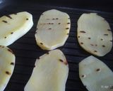 Foto del passaggio 2 della ricetta Millefoglie di baccalà, patate e pomodorini arrostiti