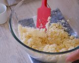 A picture of step 4 of Puff Pastry Sugar Cookies (Leaf-shaped Simple Pies).