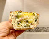Foto del paso 12 de la receta: Pastel salado de hojaldre con calabacín, requesón y salami