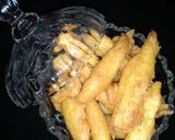 A picture of step 6 of French fries pakora.
