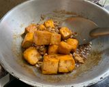 รูปขั้นตอนการทำที่ 3 ของ เต้าหู้หมูสับผัดซอสหวาน
