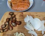 Foto del paso 1 de la receta: Salmón con costra de mermelada de melocotón en salsa de soja