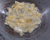 Foto langkah ke 2 dari resep Kripik pisang.