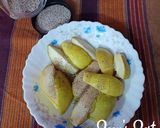 A picture of step 3 of Beauty Pear Salad with White Chia seeds.