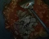 Foto langkah ke 9 dari resep Seblak Goreng Pedas Toping Baso dan Sosis.