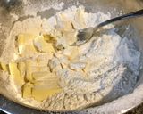 Foto del paso 1 de la receta Los básicos: Masa quebrada sin huevo