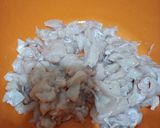 Foto langkah ke 1 dari resep Tumis ayam jamur.