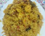 A picture of step 2 of Prawns polaw.